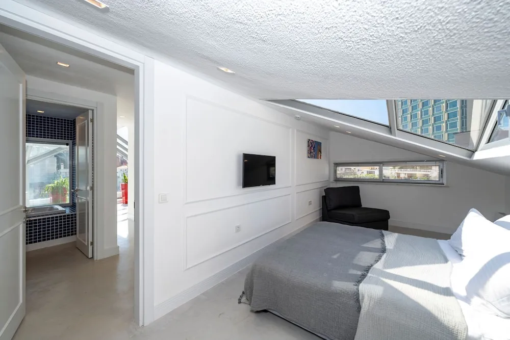 Çatı Katı Süiti (Penthouse)