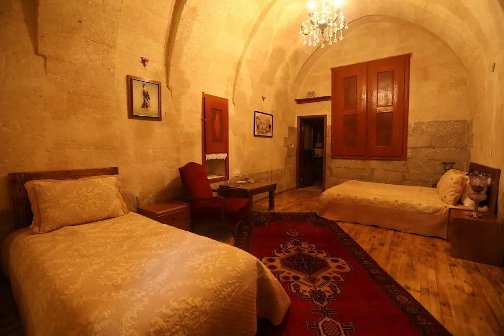 Standard Tek Büyük Yataklı Oda