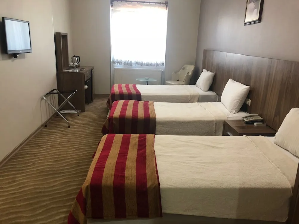 Design Üç Kişilik Oda