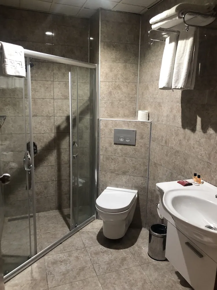 Deluxe Büyük Yataklı Tek Kişilik Oda