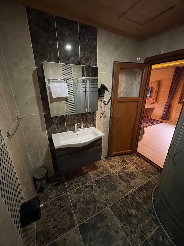 Comfort Bungalov, 1 Yatak Odası, Avlu Manzaralı, Bahçeli