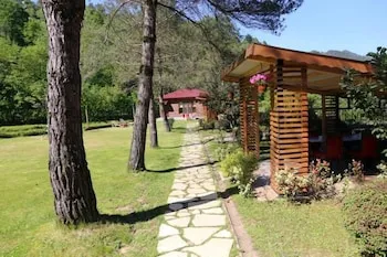 Pinar Kir Evi