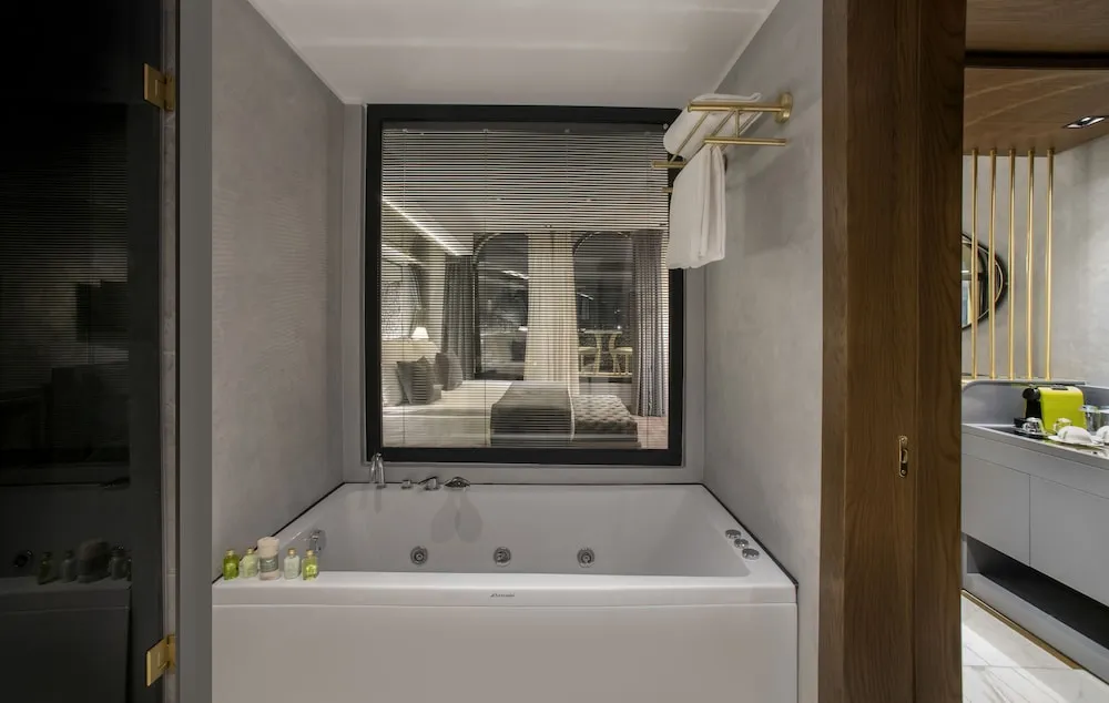 Penthouse, Suit Room with Sea View