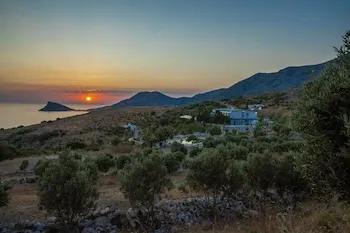 Göknar Knidos Nature Hotel and Farm