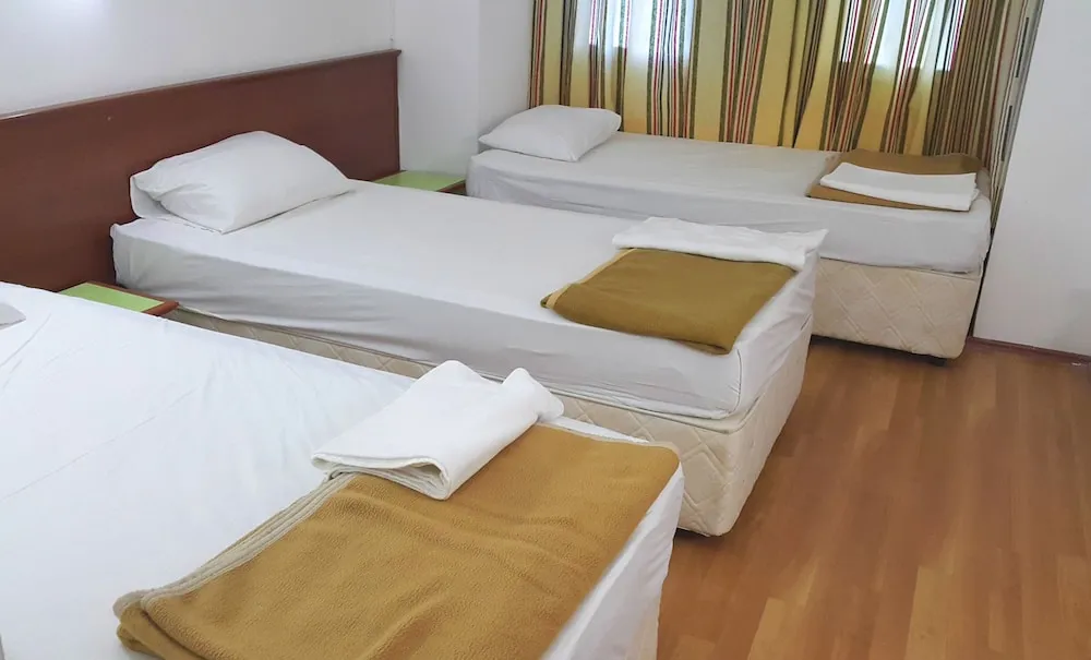 Economy Oda, Şehir Manzaralı