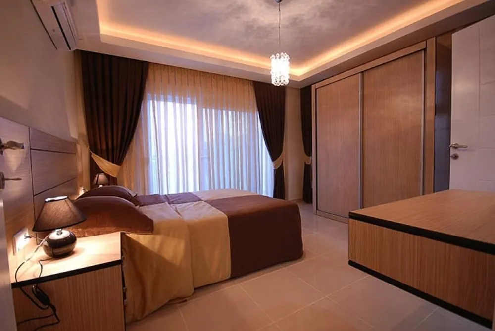 Luxury Apart Daire, 2 Yatak Odası, Mutfak, Havuz Manzaralı