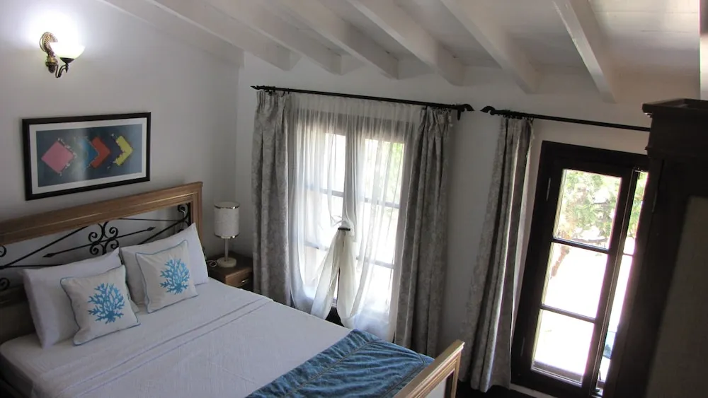 Standard Tek Büyük Yataklı Oda, Deniz Manzaralı, Denize Sıfır