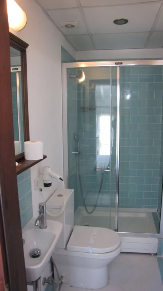 Standard Tek Büyük Yataklı Oda, Deniz Manzaralı, Denize Sıfır