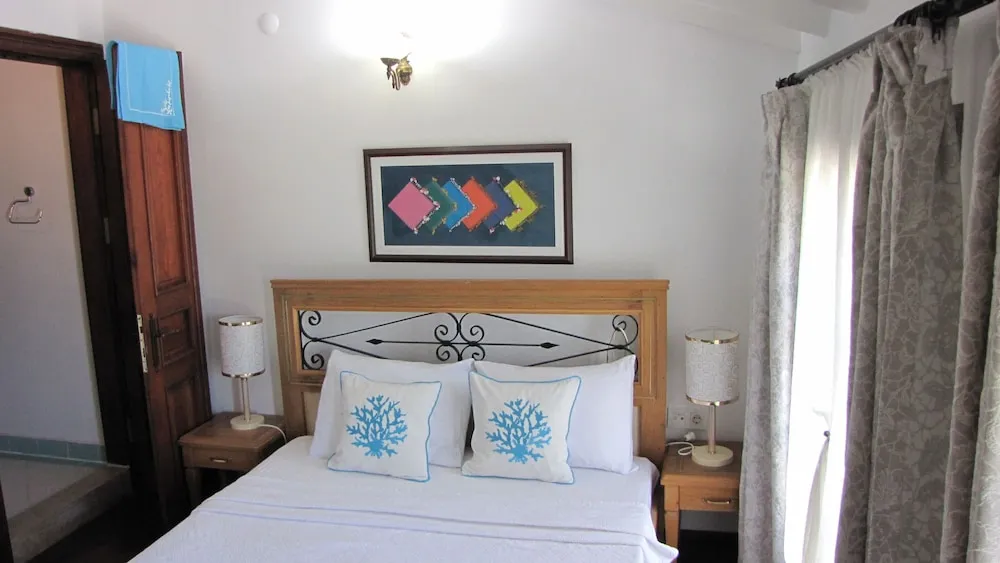 Standard Tek Büyük Yataklı Oda, Deniz Manzaralı, Denize Sıfır