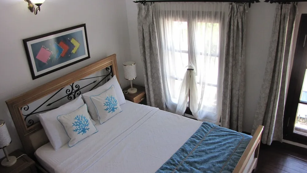 Standard Tek Büyük Yataklı Oda, Deniz Manzaralı, Denize Sıfır