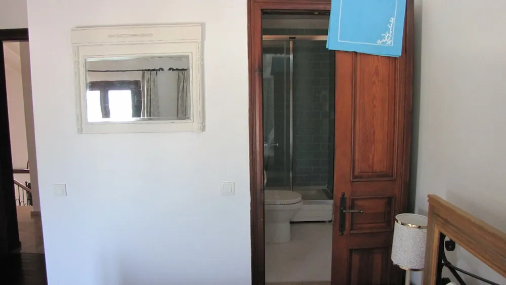 Standard Tek Büyük Yataklı Oda, Deniz Manzaralı, Denize Sıfır