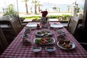 Aliye Hanım Hotel Bistro