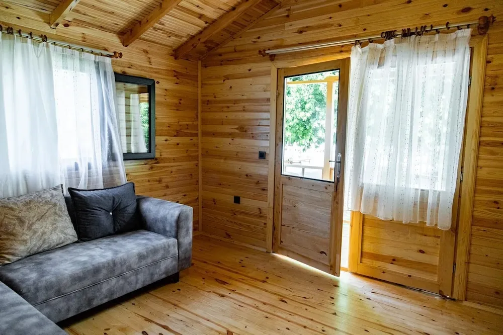Traditional Bungalov