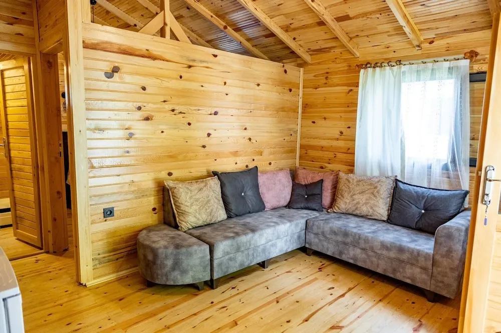 Traditional Bungalov