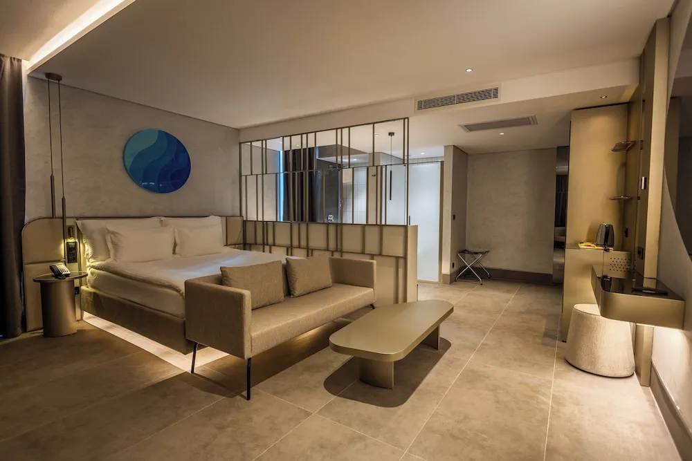 Honeymoon Oda, 1 En Büyük (King) Boy Yatak, Kısmi Deniz Manzaralı