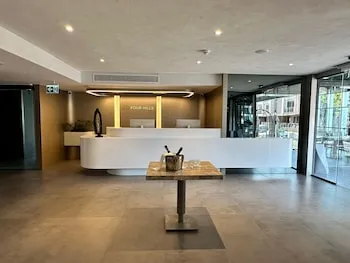 FOUR HILLS HOTEL