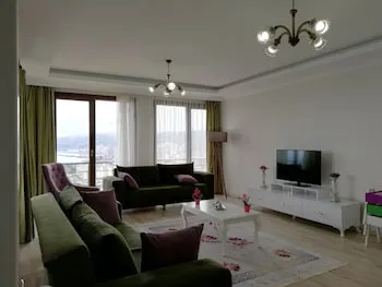 North Pearl Residence