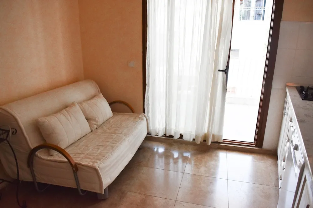 Standard Apart Daire, 1 Yatak Odası, Balkon, Kısmi Deniz Manzaralı