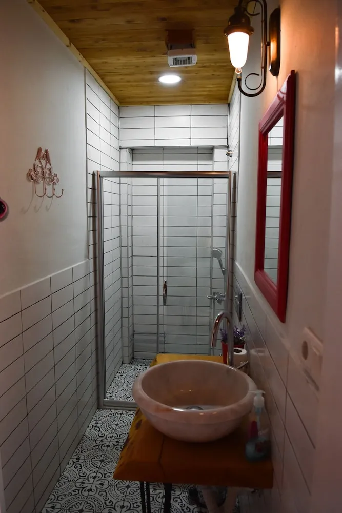 Standard Apart Daire, 1 Yatak Odası, Balkon, Kısmi Deniz Manzaralı