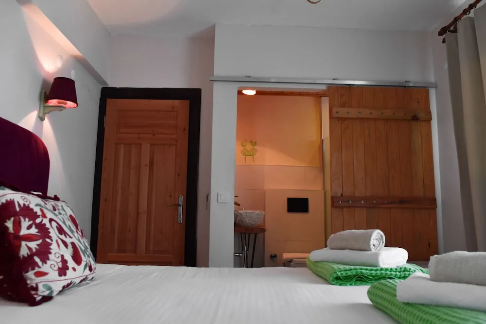 Standard Tek Büyük Yataklı Oda, Balkon