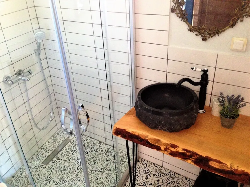 Çatı Katı (Loft), 1 Yatak Odası, Kısmi Deniz Manzaralı