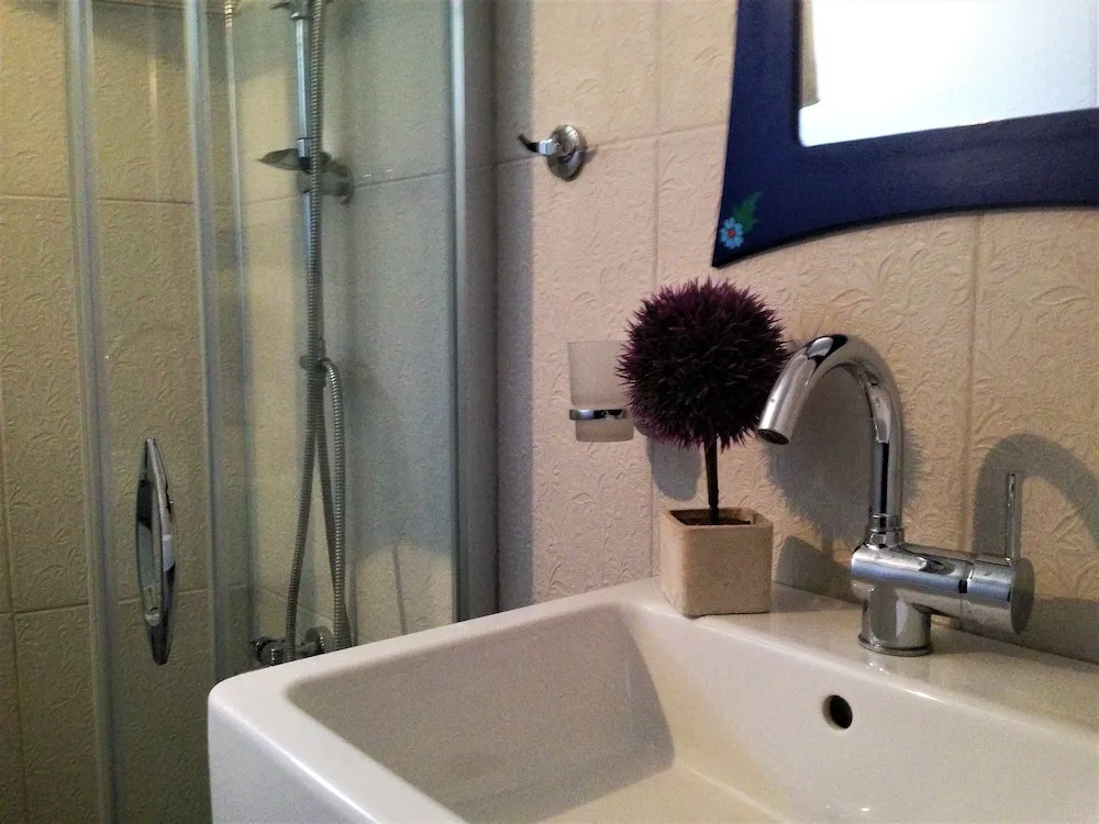 Çatı Katı (Loft), 1 Yatak Odası, Kısmi Deniz Manzaralı