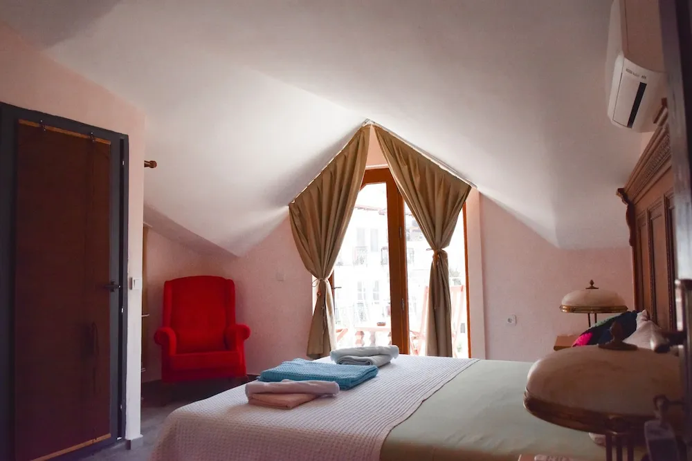 Çatı Katı (Loft), 1 Yatak Odası, Kısmi Deniz Manzaralı