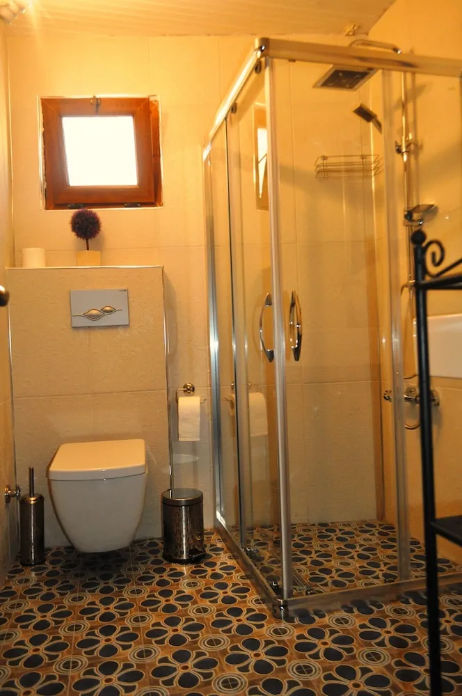 Çatı Katı (Loft), 1 Yatak Odası, Kısmi Deniz Manzaralı