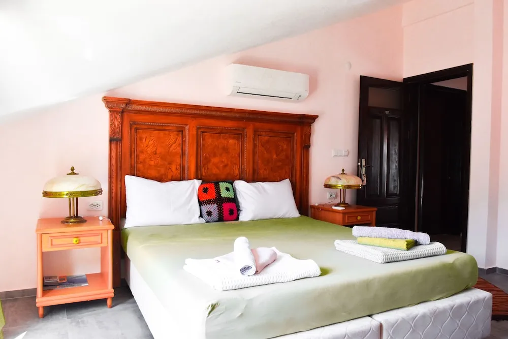 Çatı Katı (Loft), 1 Yatak Odası, Kısmi Deniz Manzaralı