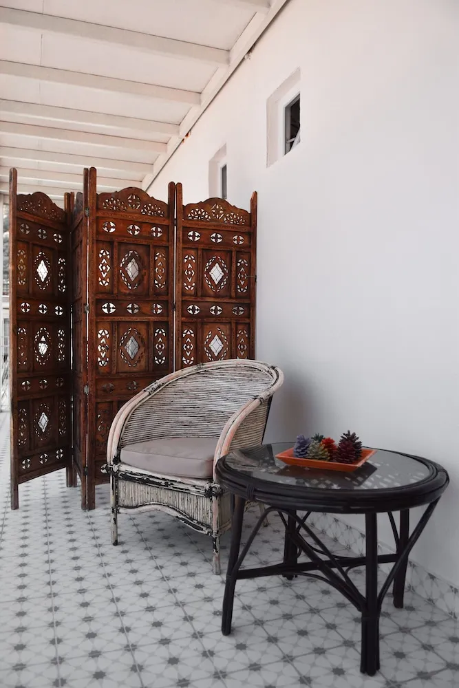 Design Tek Büyük Yataklı Oda, Deniz Manzaralı