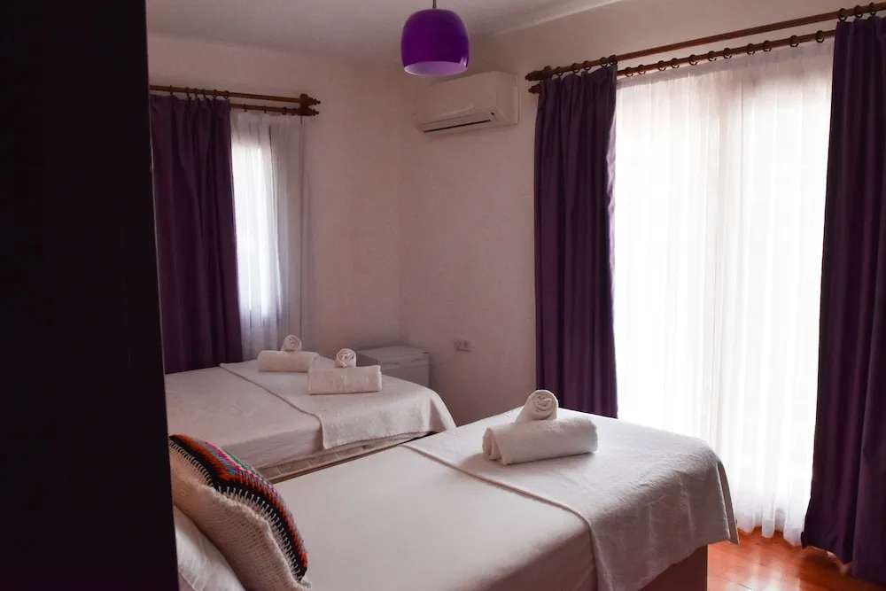 Standard Üç Kişilik Oda, Balkon