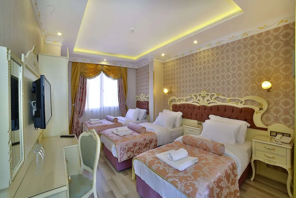 Standard Üç Kişilik Oda