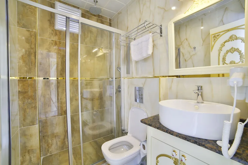 Standard Tek Büyük veya İki Ayrı Yataklı Oda, Deniz Manzaralı