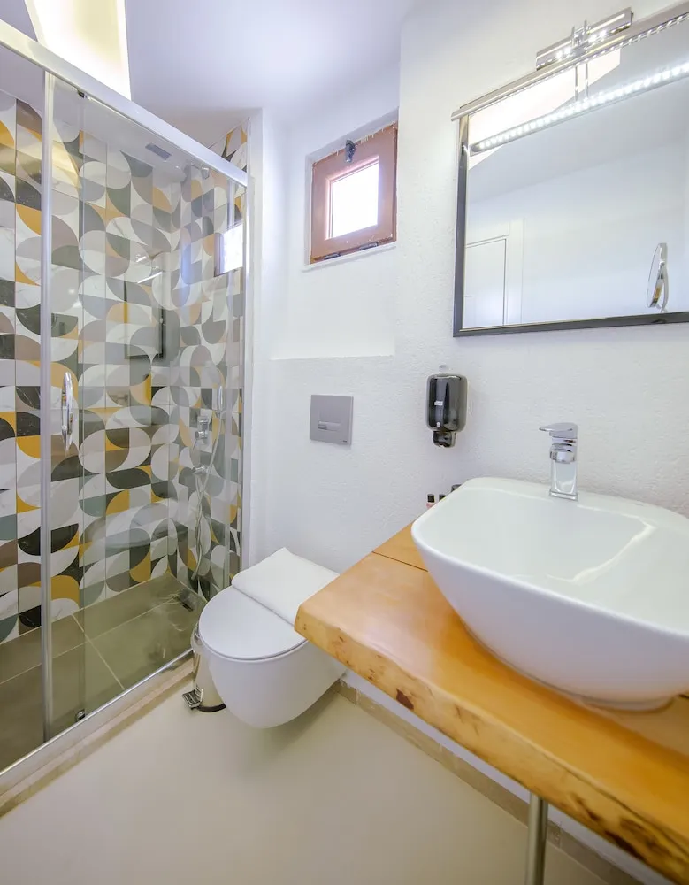 Family Oda, Balkon, Deniz Manzaralı