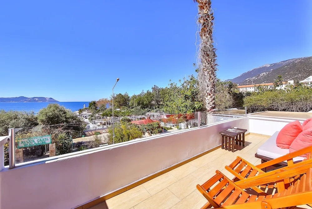 Superior Oda, Teras, Deniz Manzaralı