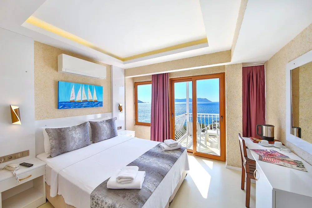 Tek Büyük Yataklı Oda, Deniz Manzaralı