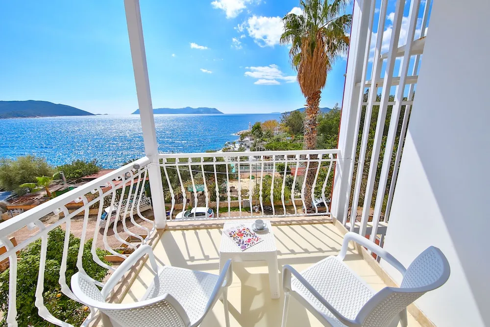 Tek Büyük Yataklı Oda, Deniz Manzaralı