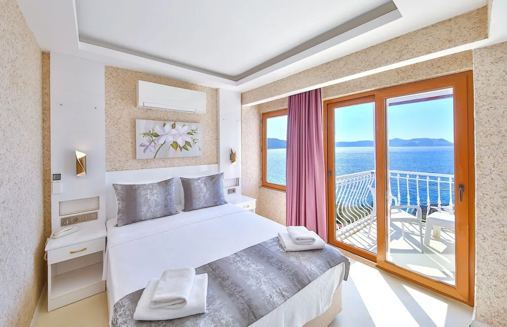 Tek Büyük Yataklı Oda, Deniz Manzaralı