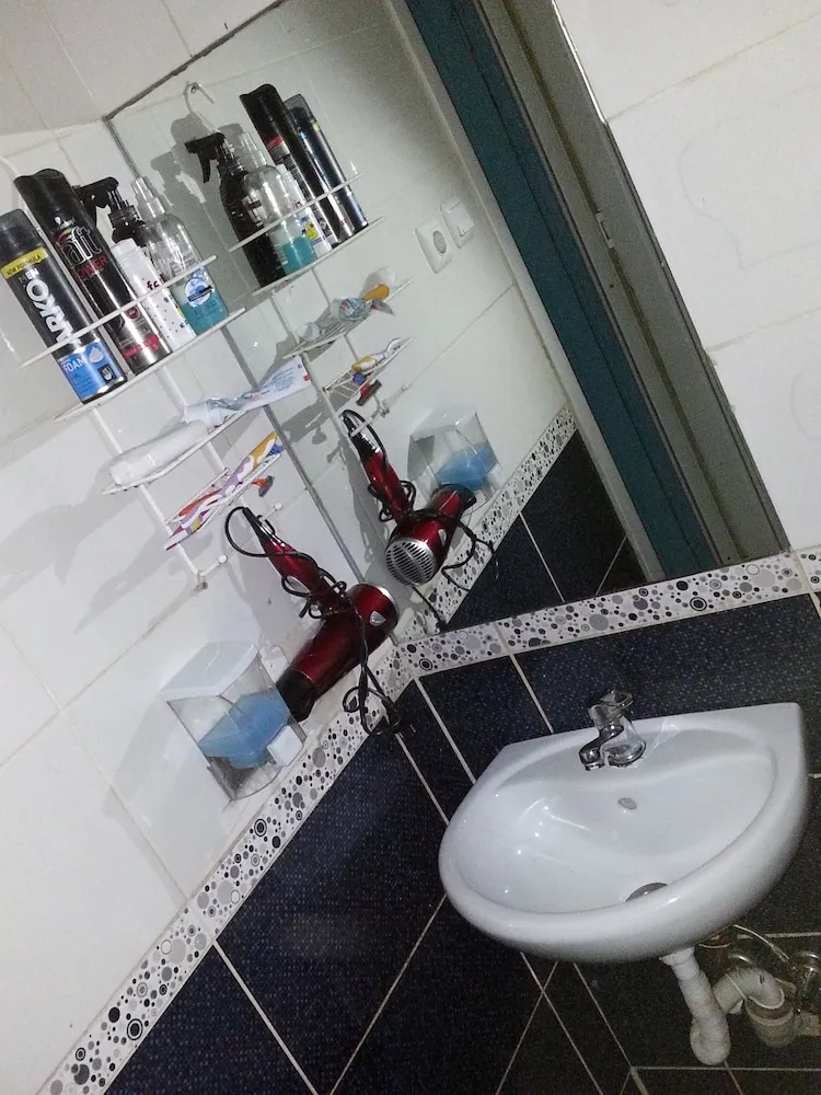 Basic Tek Kişilik Oda, Ortak Banyo (1 Single Bed)