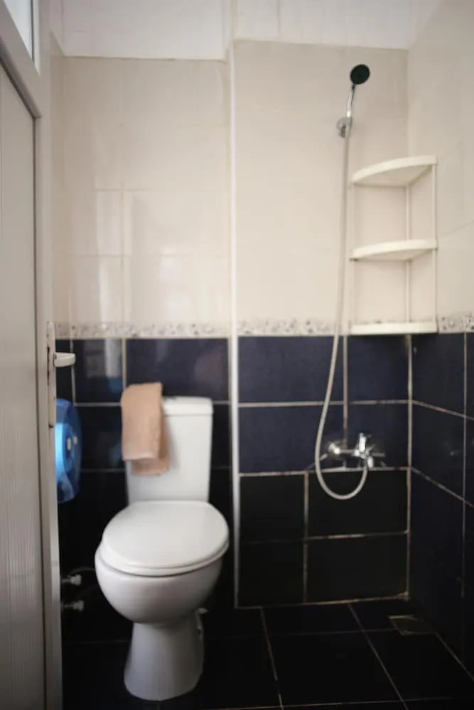 Paylasimli Oda, Sadece Bayanlar icin, Paylasimli Banyolu, Maksimum 3 Kisi