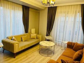 Cantrmen Suite