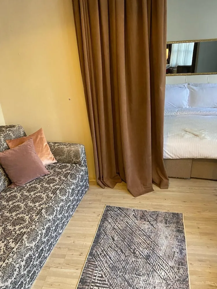 Family Dört Kişilik Oda