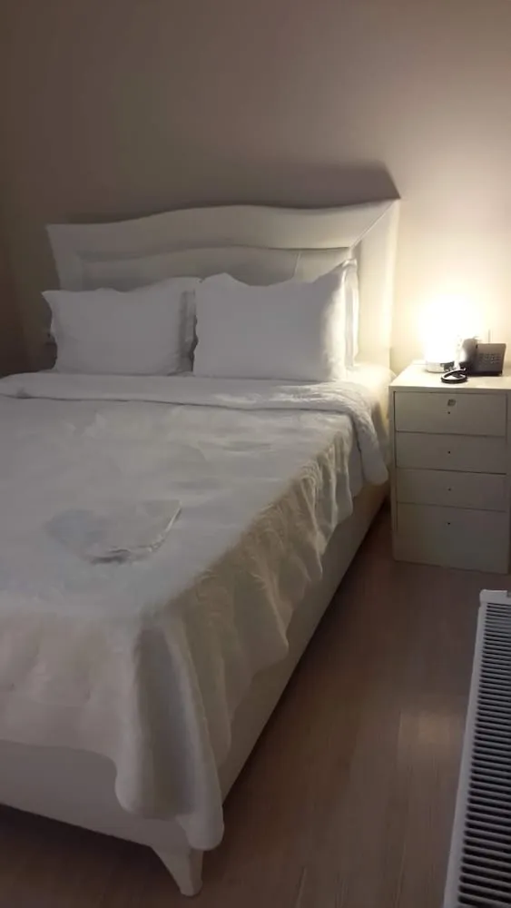 Business Dört Kişilik Oda