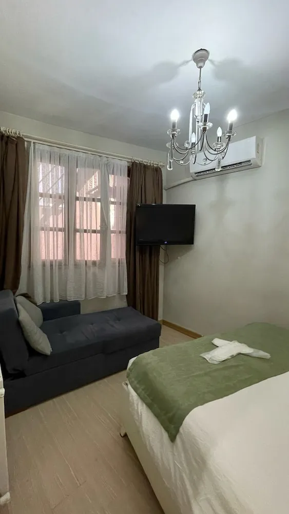 Business Dört Kişilik Oda