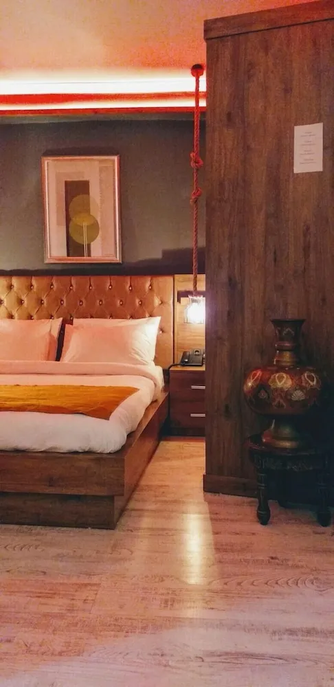 Presidential Tek Büyük Yataklı Oda