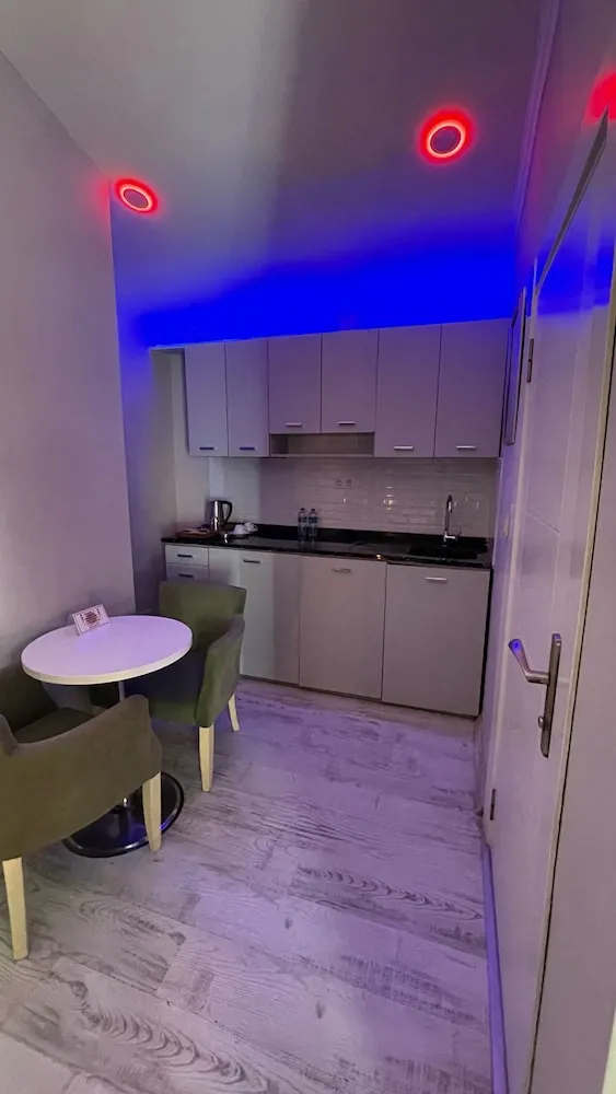 Presidential Tek Büyük Yataklı Oda