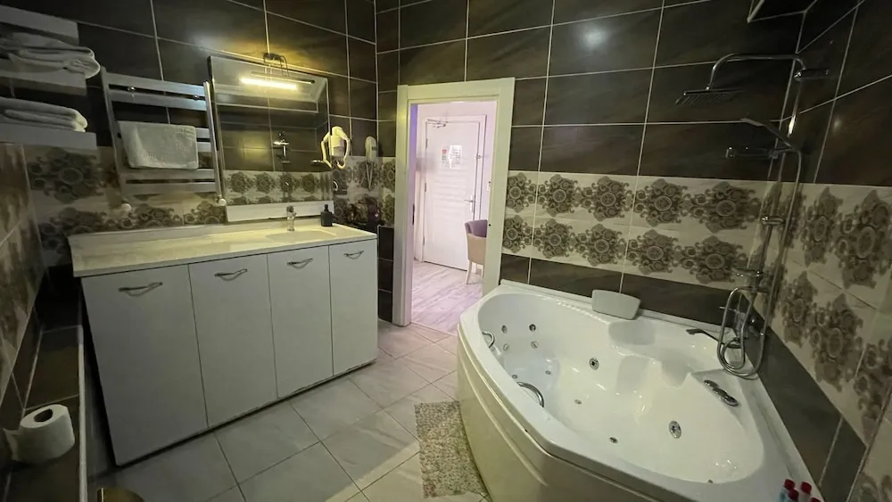 Presidential Tek Büyük Yataklı Oda