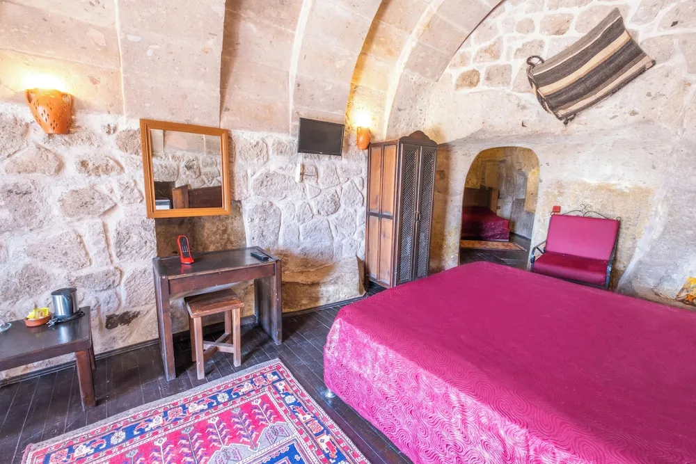 Traditional Tek Büyük veya İki Ayrı Yataklı Oda, Vadi Manzaralı