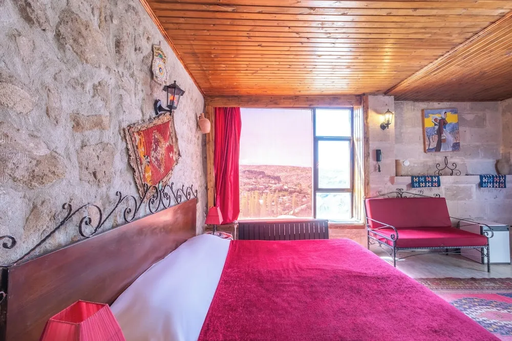 Traditional Tek Büyük veya İki Ayrı Yataklı Oda, Vadi Manzaralı