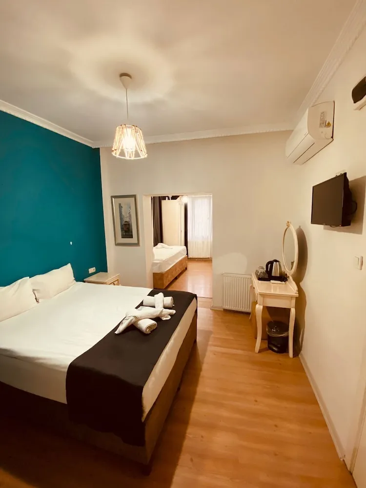 Standard Üç Kişilik Oda